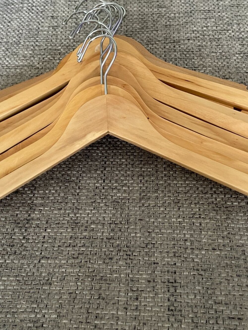 Set of 10 Natural Wood Clothes Hangers Notched Shoulders Metal Hooks Boutique